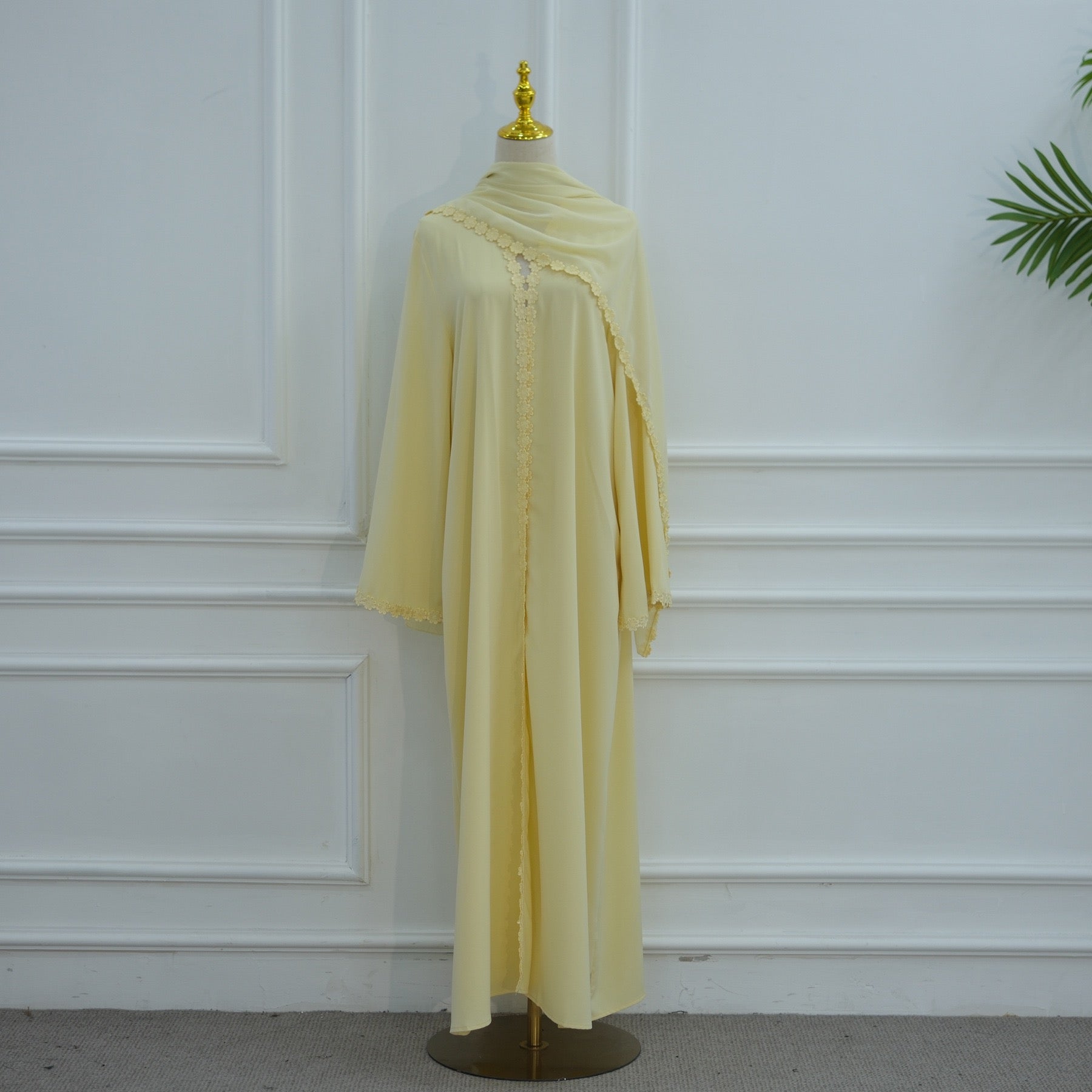 Daisy Lace Open Abaya Set | Hijab Included