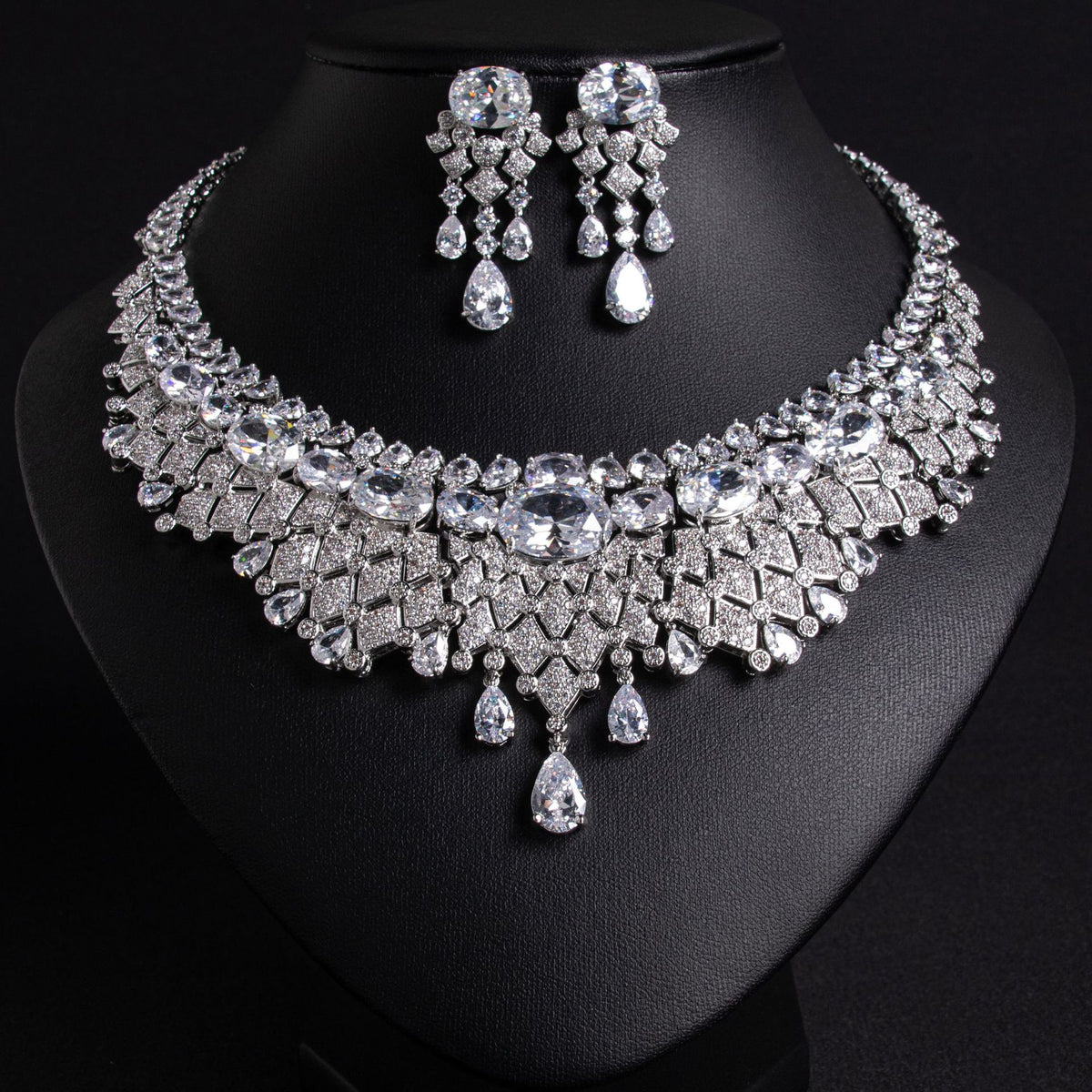 Amira bridal necklace and earrings set, silver with clear stones