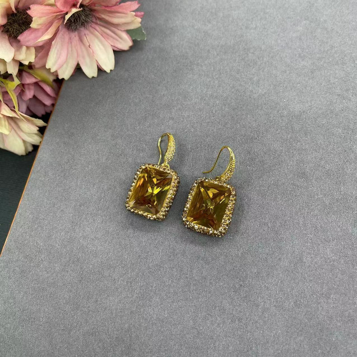 Amber stone 3-piece jewelry set