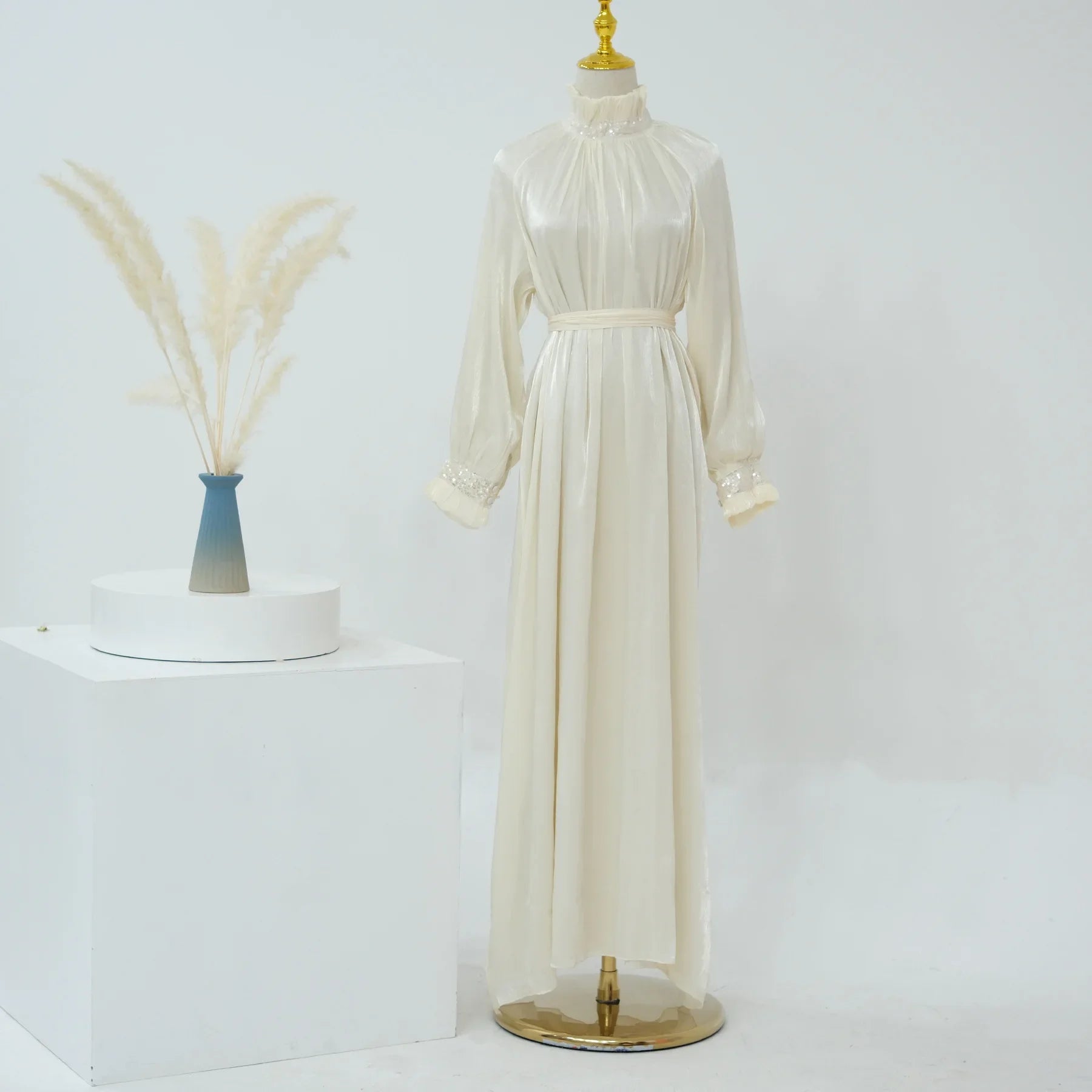 Glimmer Charm Abaya – Eid & Ramadan Modest Long Dress (LX00)