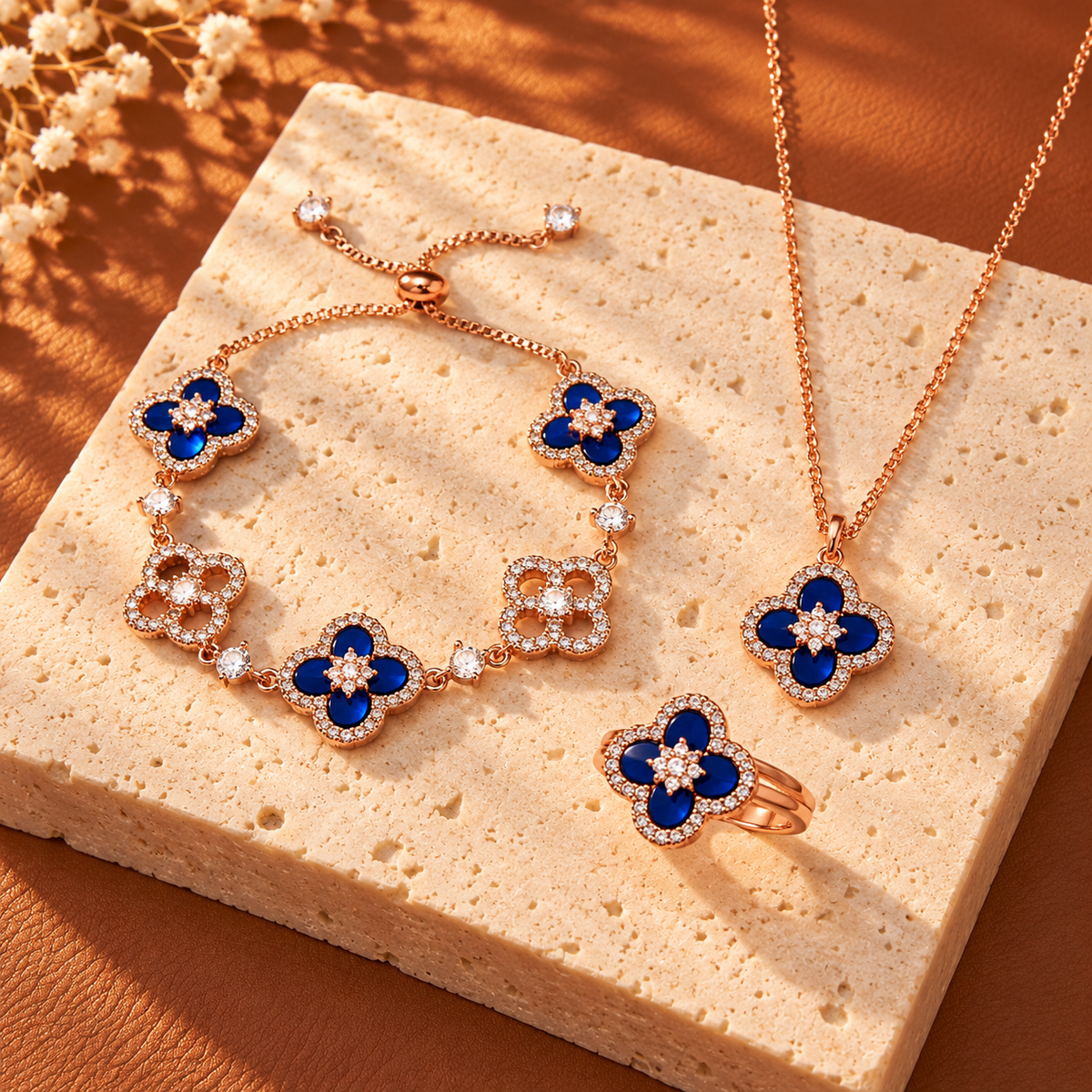Lulu Clover Jewelry Set