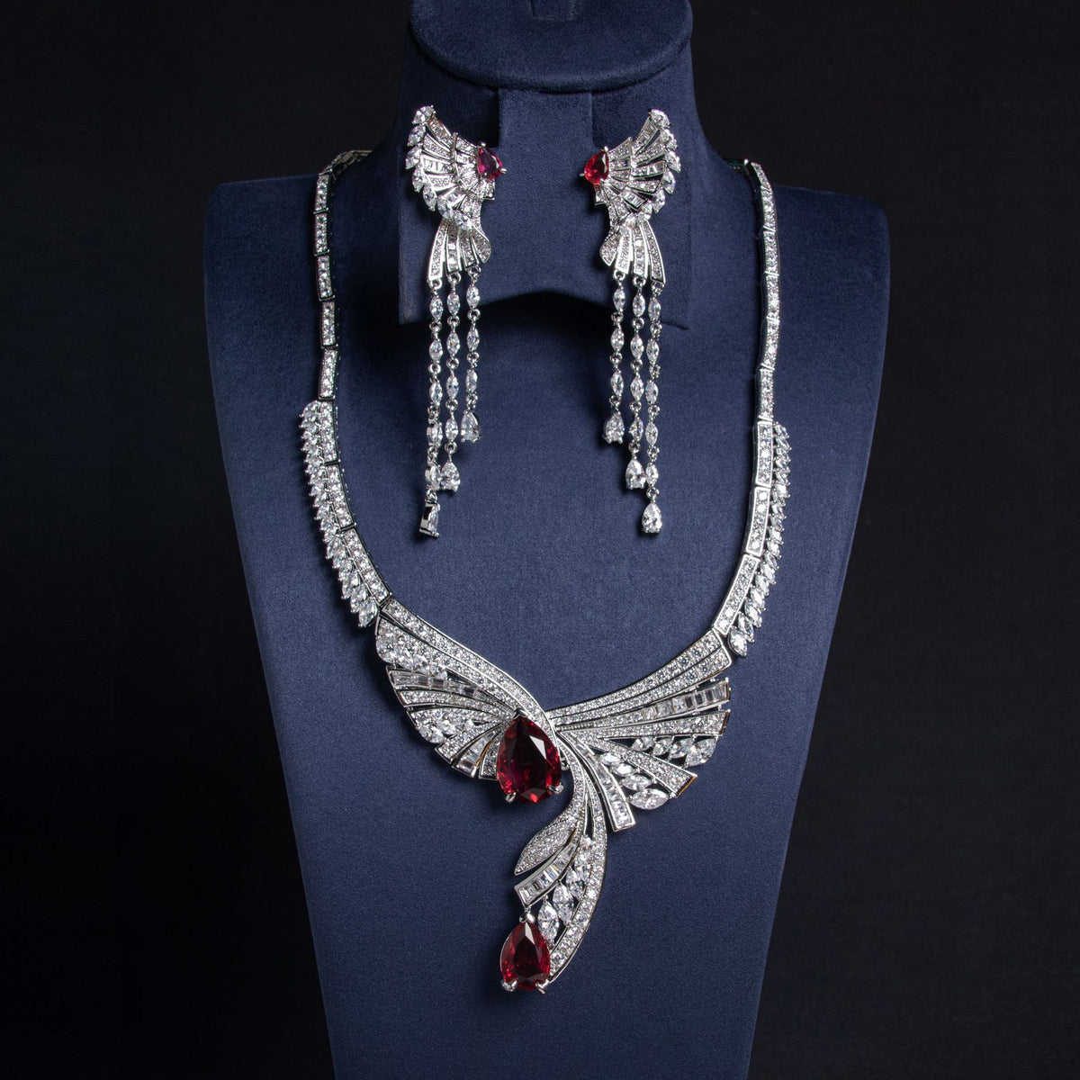 Rania wing tassel bridal set, silver with fuchsia stone
