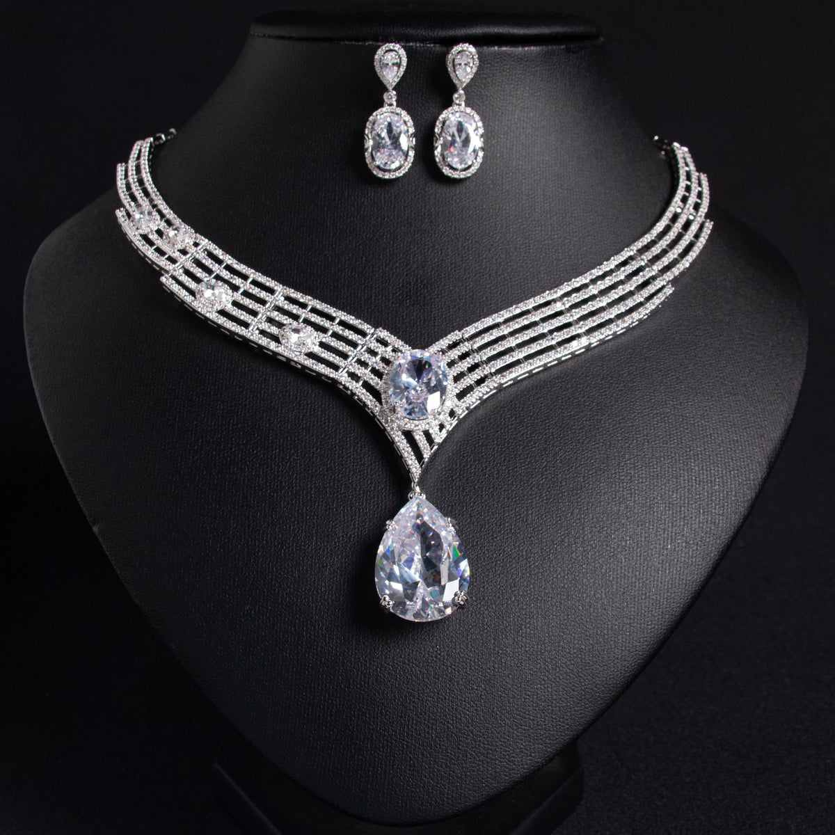 Lina teardrop bridal necklace and earrings, silver with clear stones