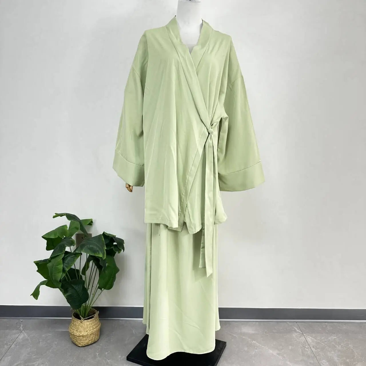 CF08 Modest Tie-Waist Kimono Abaya – Elegant Ramadan & Eid Wear for Women, Loose Fit with Wide Sleeves