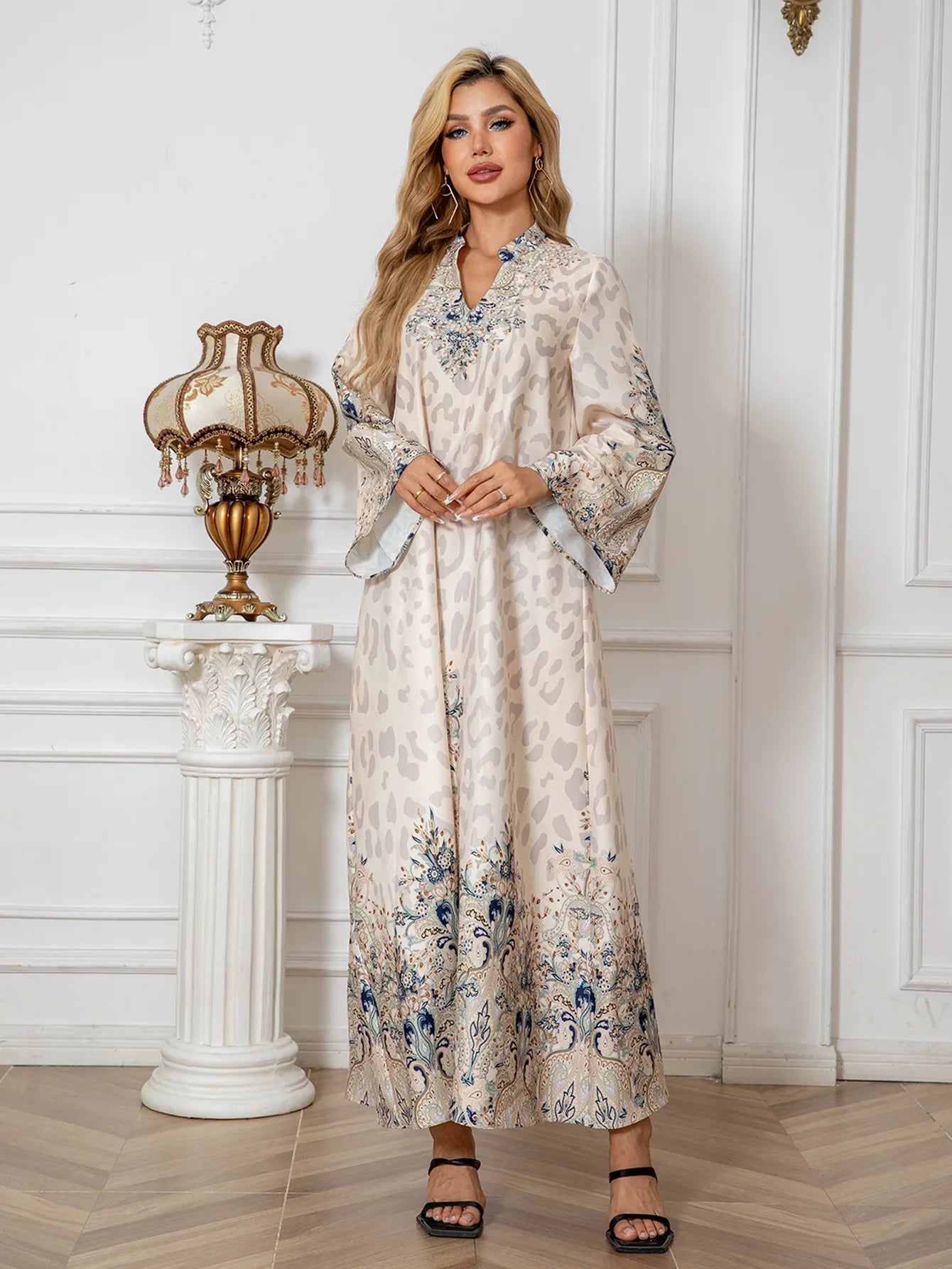 Majestic Paisley Print Abaya – Elegant Modest Dress for Eid & Ramadan (K5)