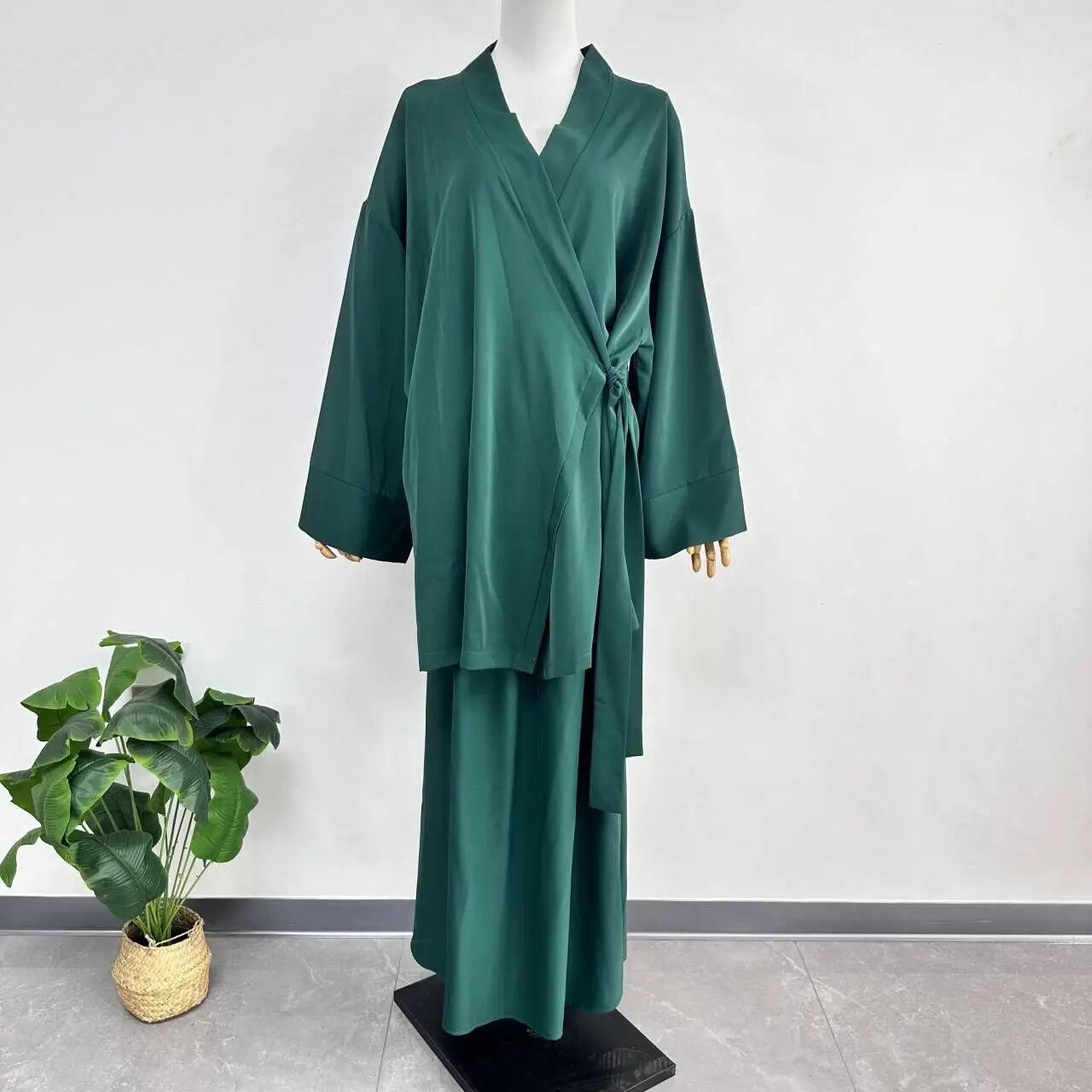 CF08 Modest Tie-Waist Kimono Abaya – Elegant Ramadan & Eid Wear for Women, Loose Fit with Wide Sleeves