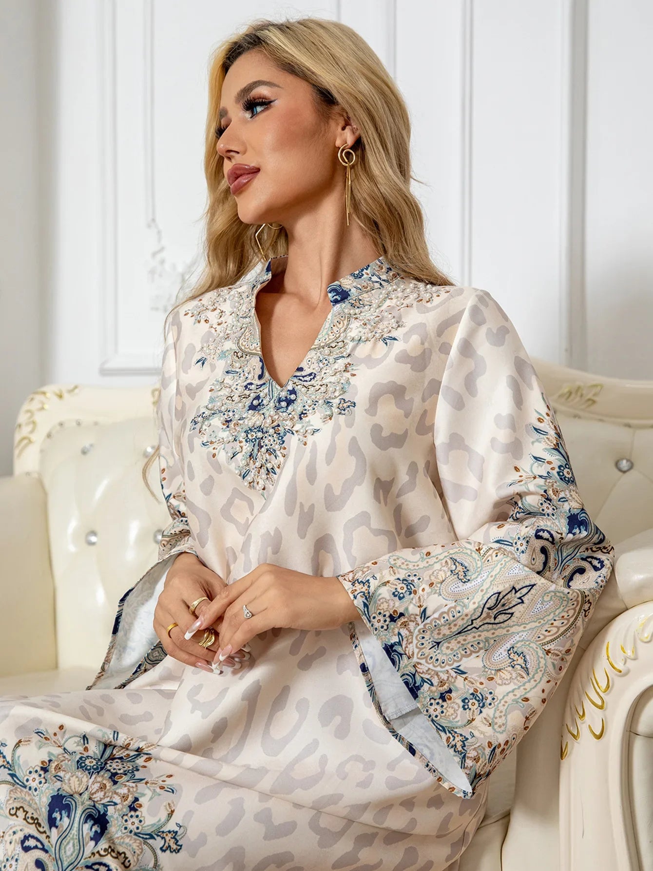 Majestic Paisley Print Abaya – Elegant Modest Dress for Eid & Ramadan (K5)