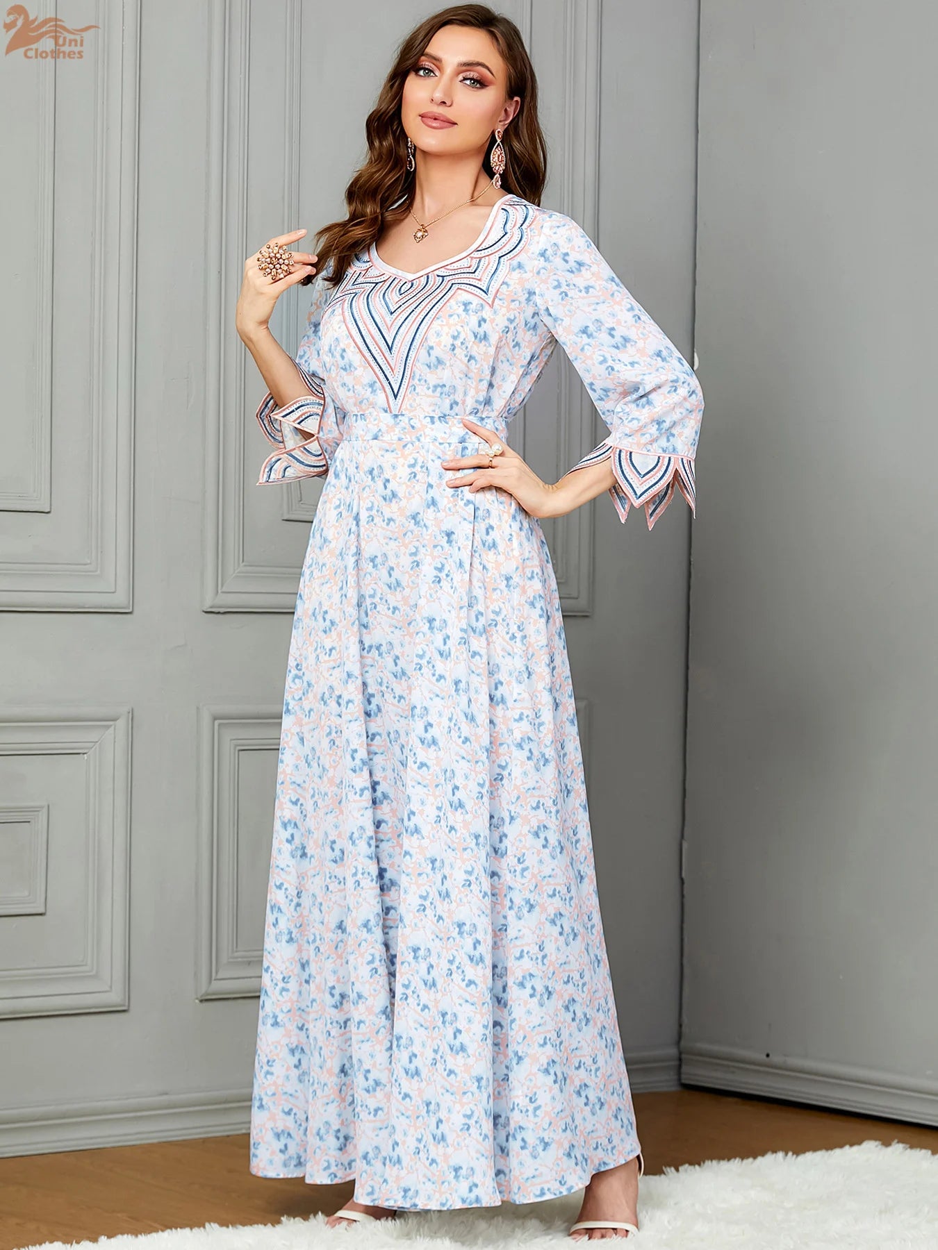 EG08 Fashion Embroidery Printed V-neck/Pastel Bloom Embroidered Abaya