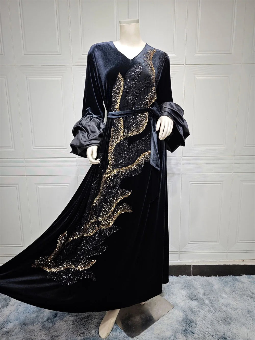 ABY11 Elegant Velvet Kaftan with Sequin Embellishments for Autumn/Winter