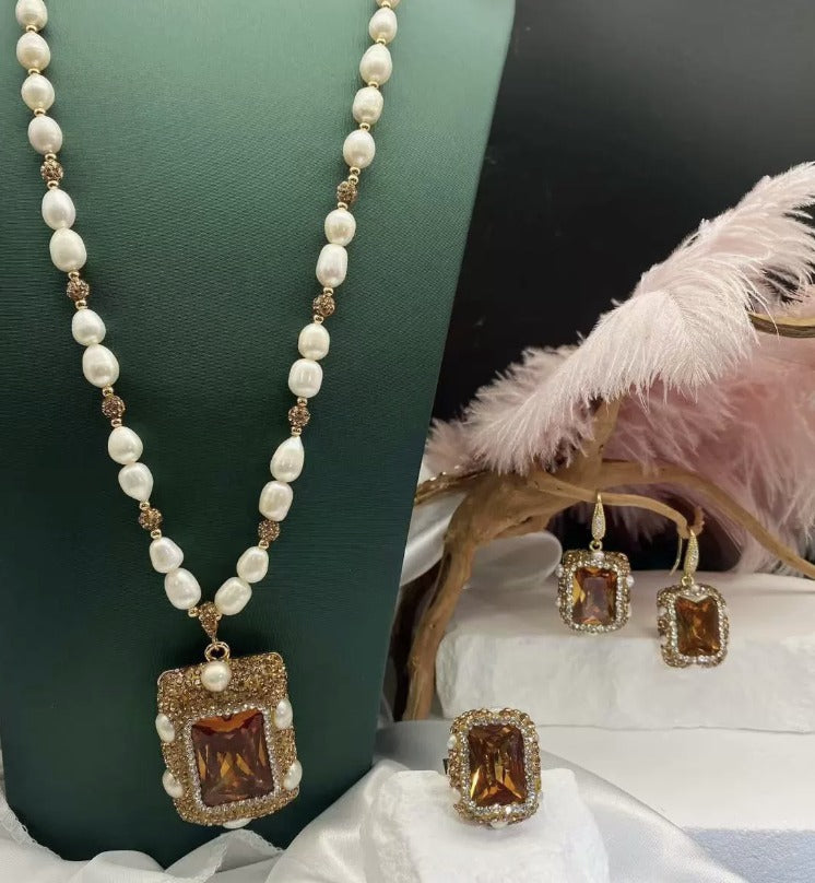 Durrah pearl-style necklace, earrings and ring set